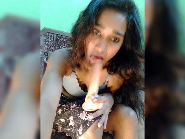 Meherin-Afra6 live webcam show