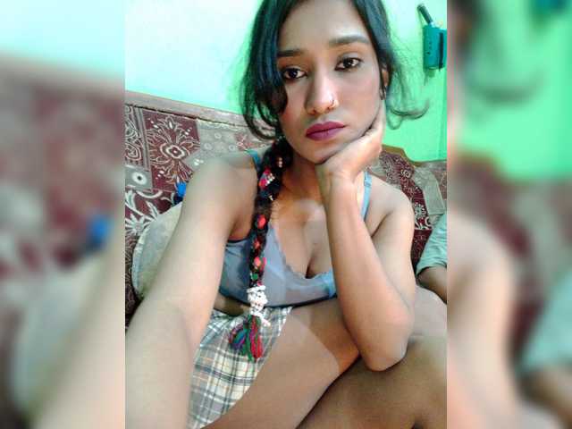 Meherin-Afra6 live cam on BongaCams