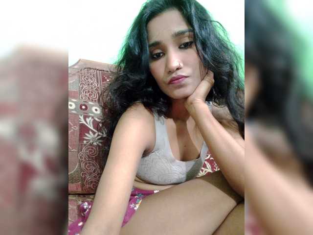 Meherin-Afra6 live cam on BongaCams