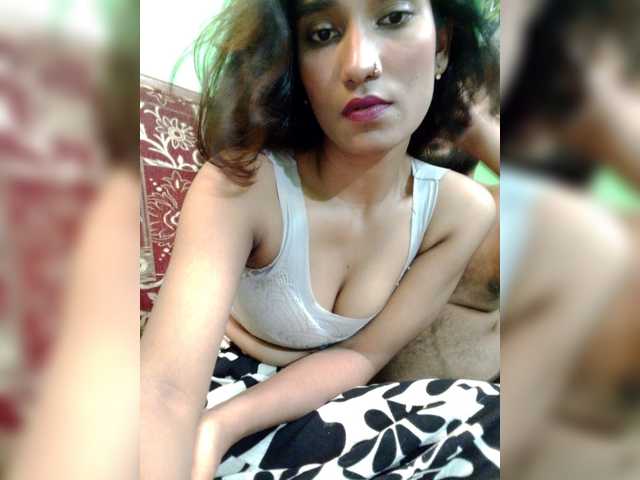 Meherin-Afra6 live cam on BongaCams