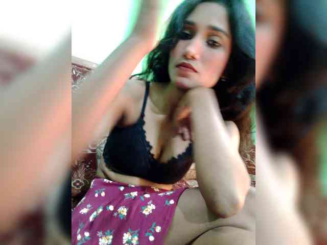 Meherin-Afra6 webcam