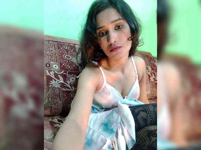 meherin-afra6's live room