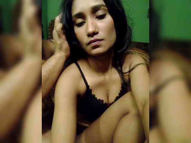 Meherin-Afra6 webcam