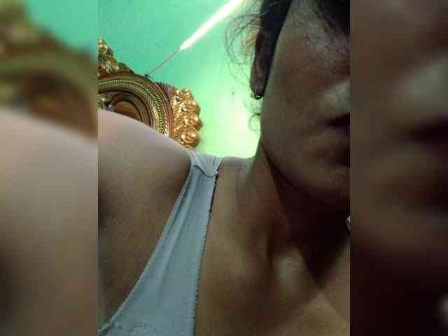Meherin-Afra6 webcam