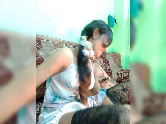 Meherin-Afra6 webcam