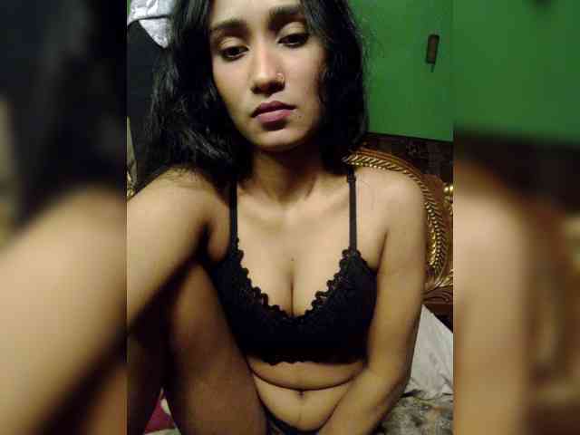 Meherin-Afra6 webcam