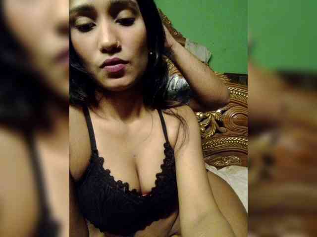 Meherin-Afra6 webcam