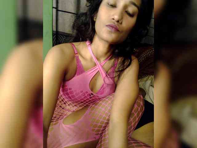 Meherin-Afra6 webcam
