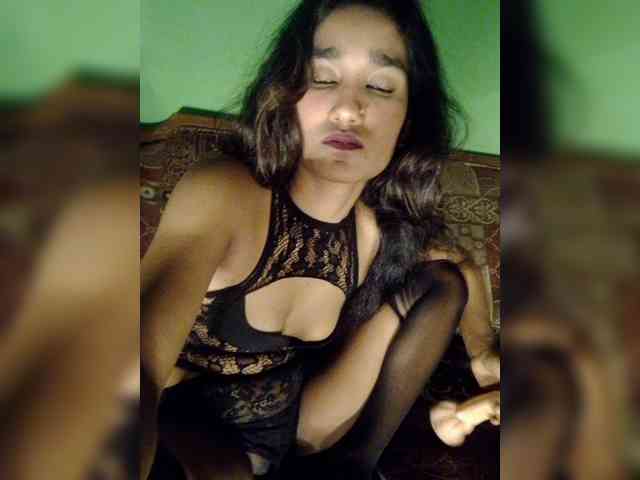 Meherin-Afra6 webcam
