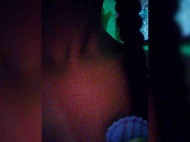 Meherin-Afra6 webcam