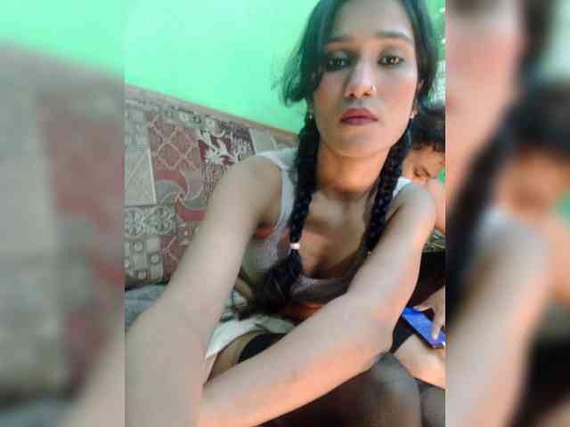 Meherin-Afra6 webcam