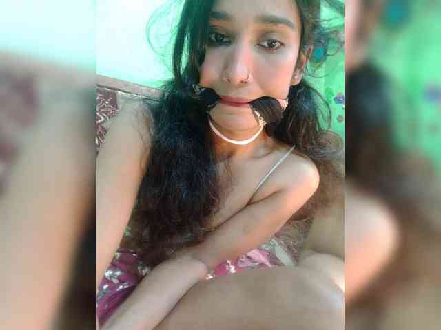 Meherin-Afra6 webcam