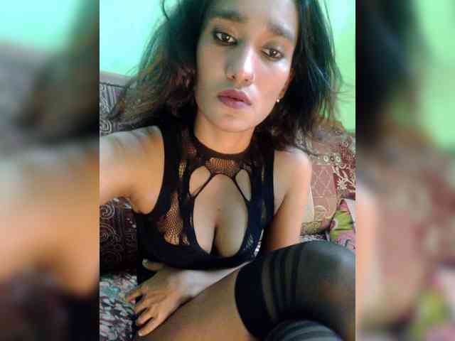 Meherin-Afra6 webcam