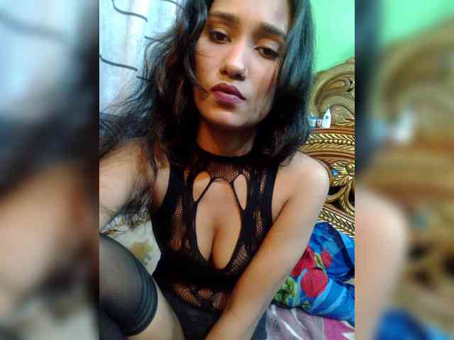 Meherin-Afra6 webcam