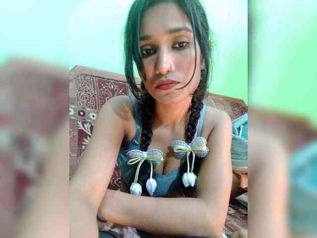 Meherin-Afra6 webcam