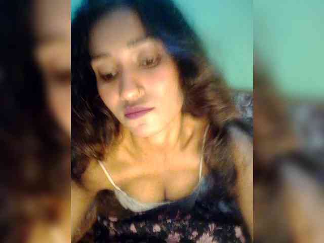 Meherin-Afra6 webcam