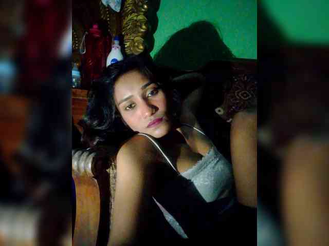 Meherin-Afra6 webcam