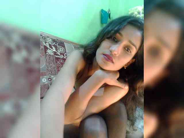 Meherin-Afra6 webcam