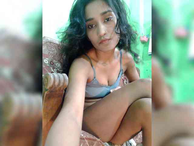 Meherin-Afra6 webcam