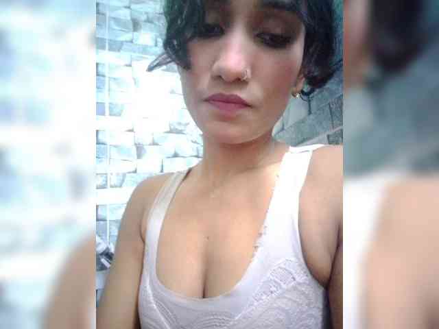 Meherin-Afra6 webcam