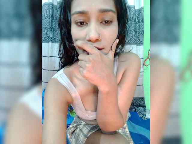 Meherin-Afra6 webcam
