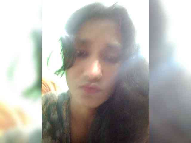 Meherin-Afra6 webcam