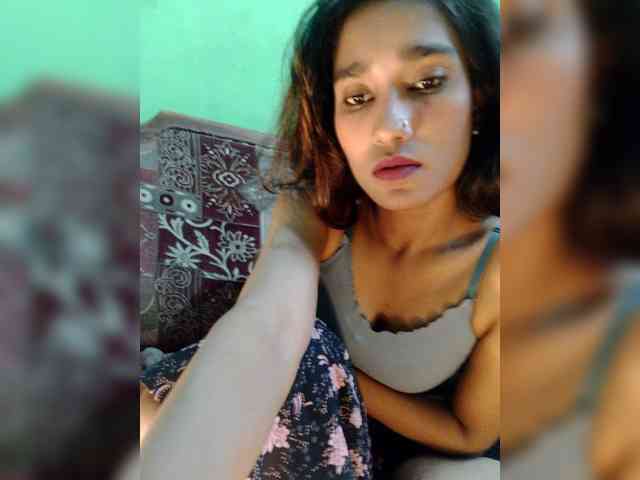 Meherin-Afra6 webcam
