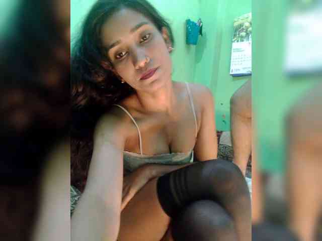 Meherin-Afra6 webcam