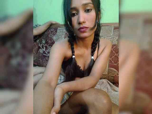 Meherin-Afra6 webcam