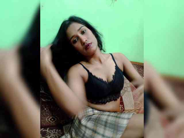Meherin-Afra6 Live Webcam on BongaCams