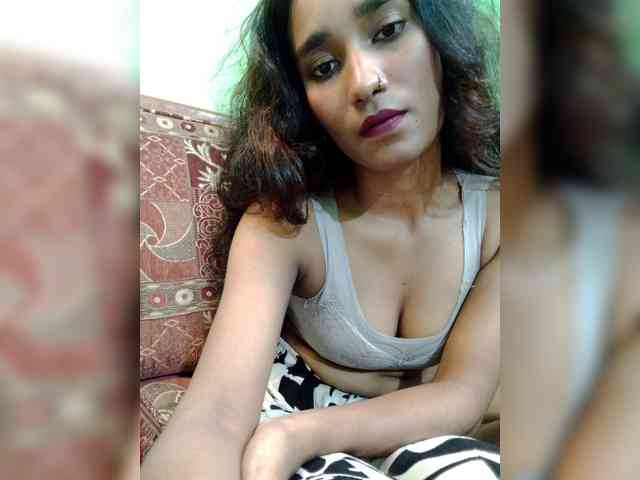 Meherin-Afra6 webcam