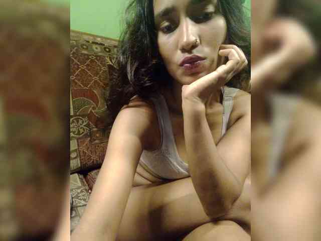 Meherin-Afra6 webcam