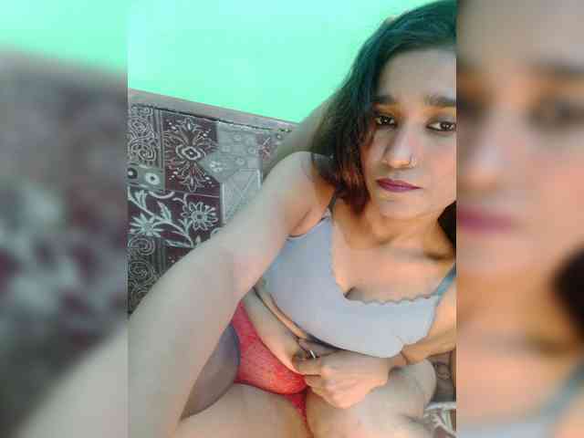 Meherin-Afra6 webcam