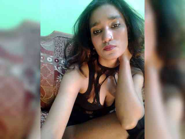 Meherin-Afra6 webcam