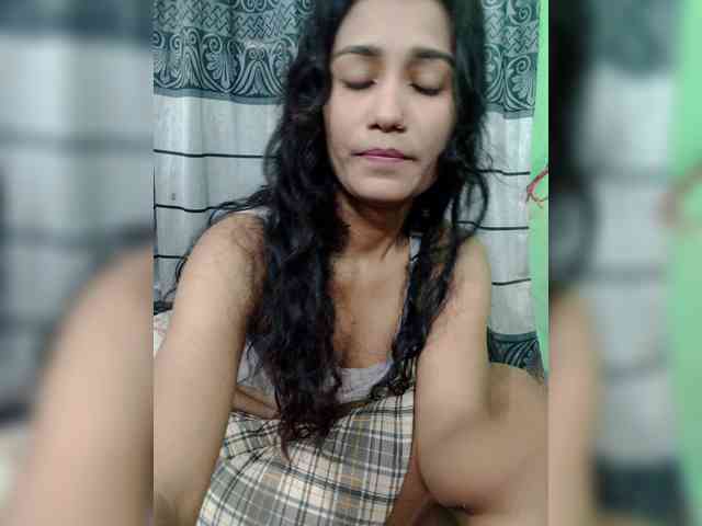 Meherin-Afra6 webcam