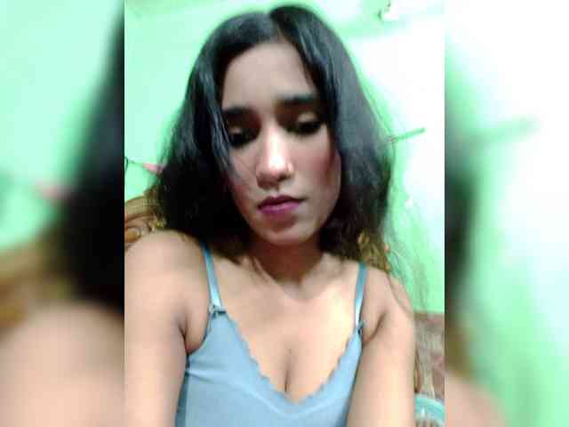 meherin-afra6's live room