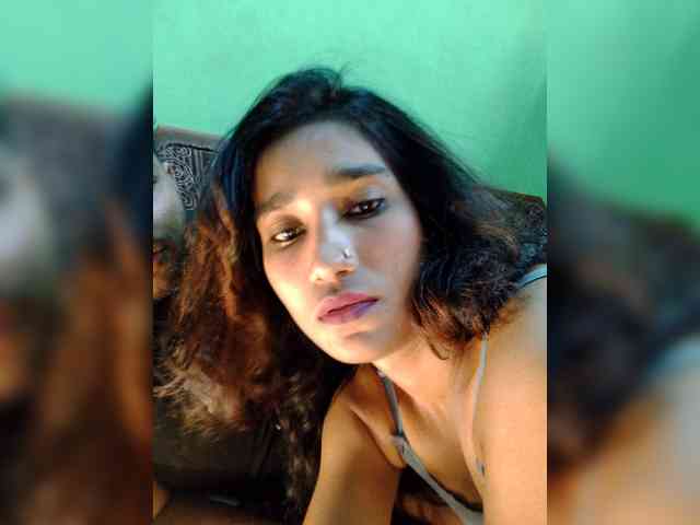 Meherin-Afra6 webcam