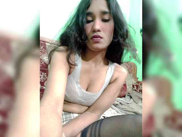 meherin-afra6's live room