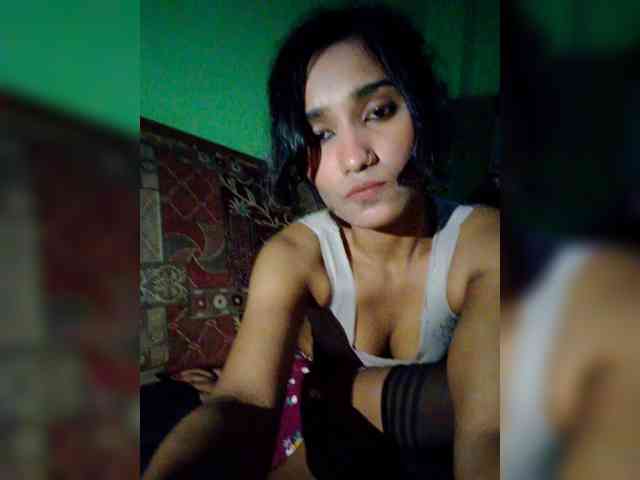 Meherin-Afra6 webcam