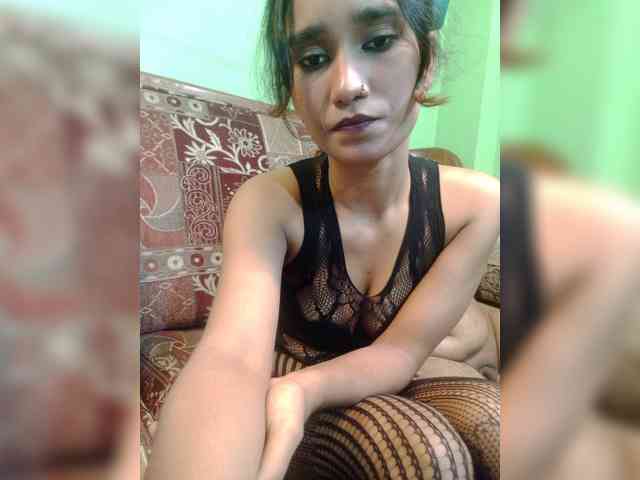 Meherin-Afra6 webcam
