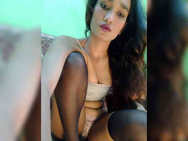 Meherin-Afra6 webcam