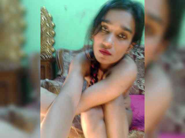 Meherin-Afra6 webcam