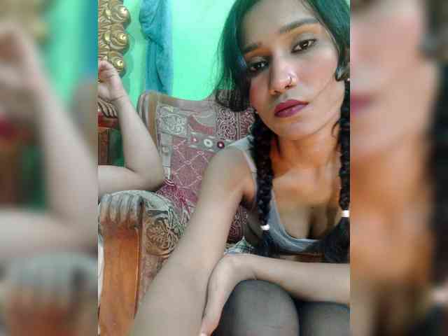 Meherin-Afra6 webcam