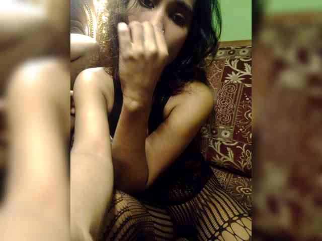 Meherin-Afra6 webcam