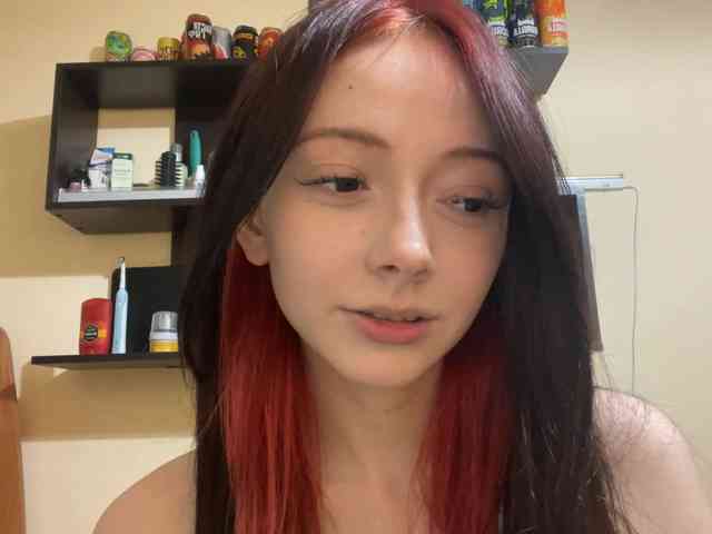 CrystallKaya webcam