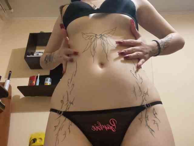 CrystallKaya Sex Cam Show