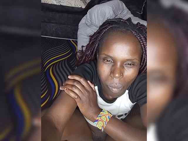 Kellycute19a webcam