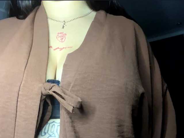 bellasunray live cam on BongaCams
