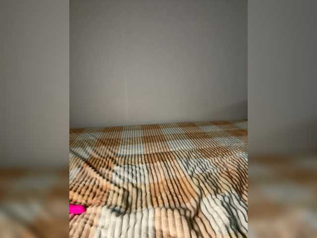 KaRinKaAa69, en directo ahora en BongaCams