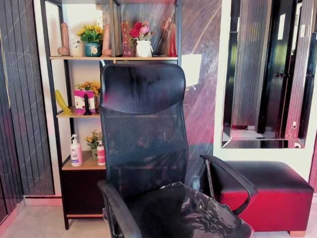 CelesteNaugthy live cam on BongaCams